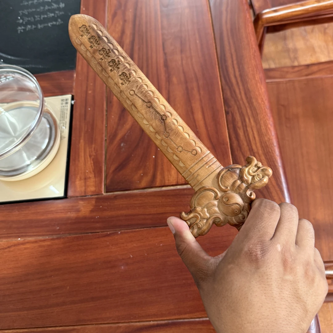 天然枣木五雷七星剑手把件实木雕刻手持把玩好物木剑木头精致