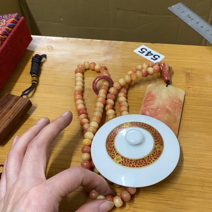 瓷片哈中古工艺品一件