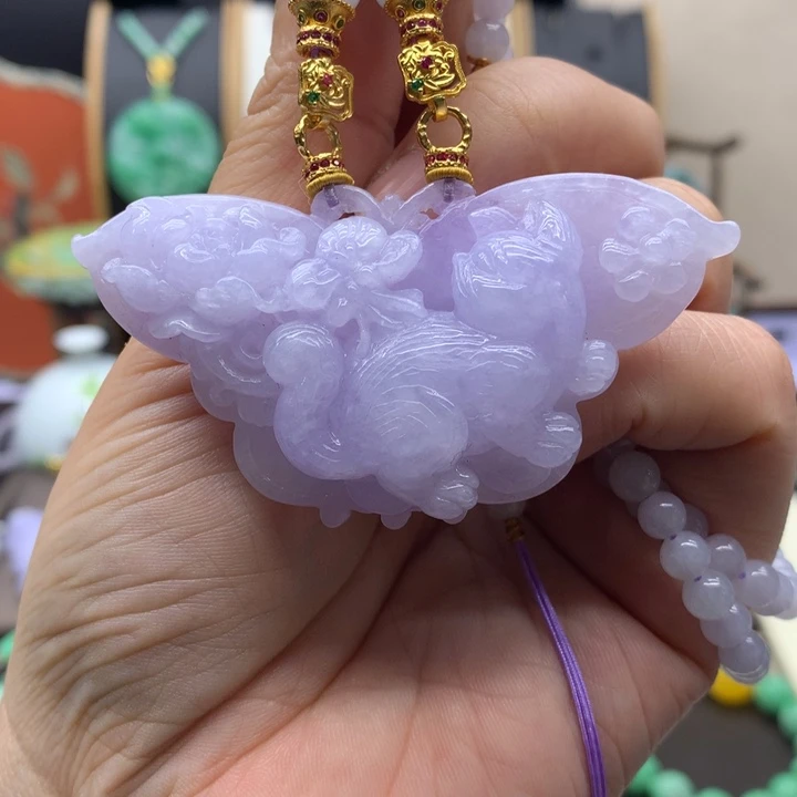 翡翠未镶嵌吊坠(赠链)