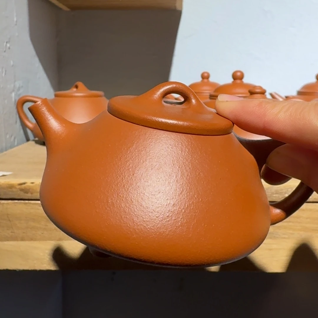 朱泥茶壶135毫升左右