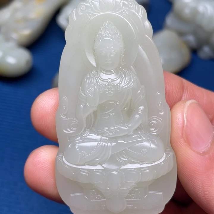 颈饰未镶嵌和田玉