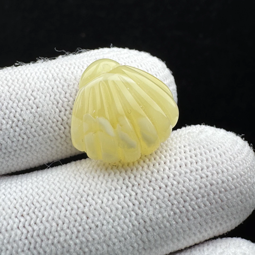 M3659天然原矿俄料蜜蜡 配饰 18*17.3*8.6mm支持复检