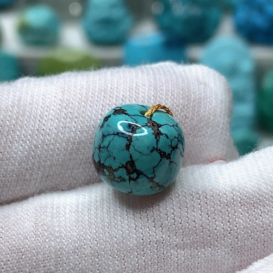 绿松石未镶嵌天然原矿 地大质检11.1mm