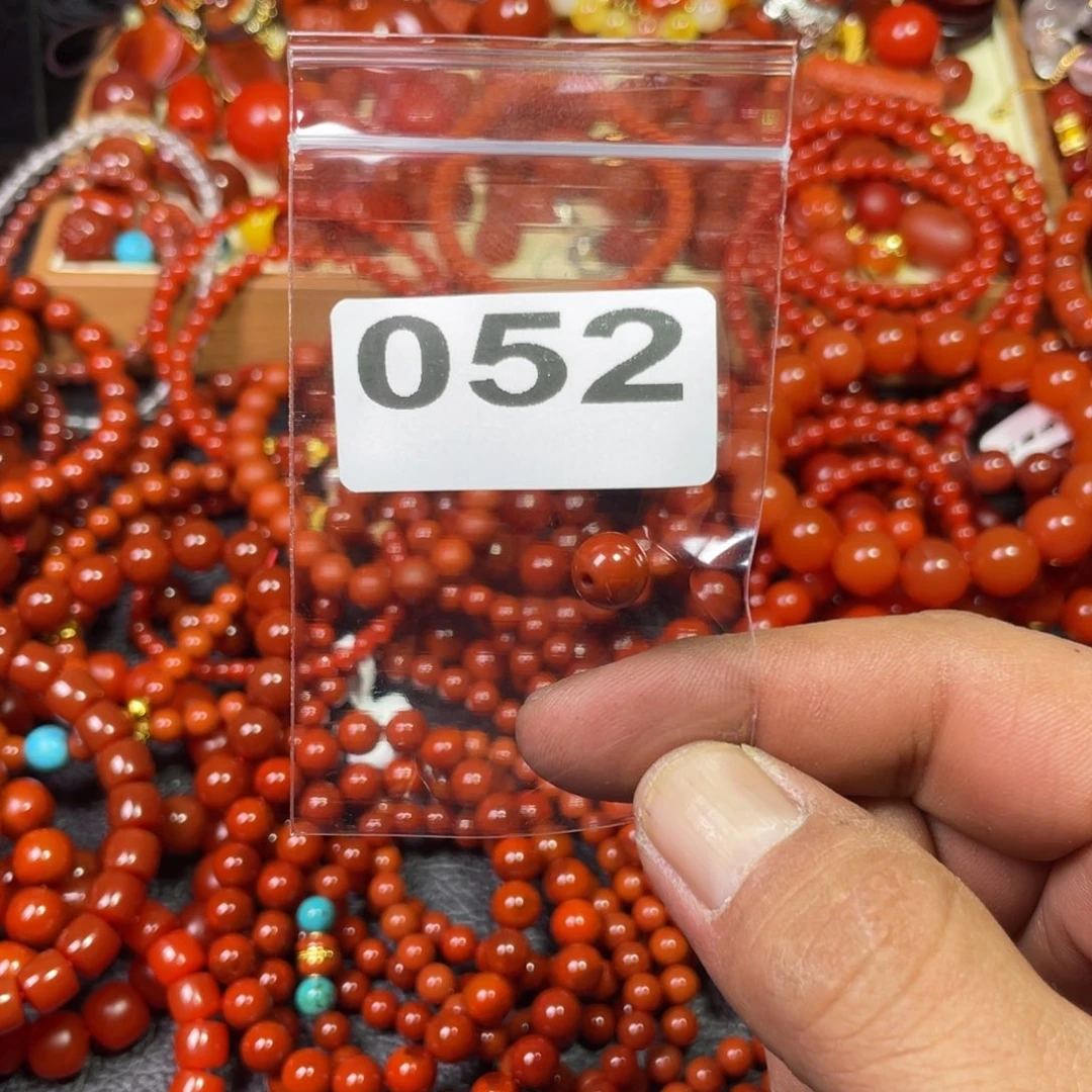 南红玛瑙颈饰未镶嵌没***子