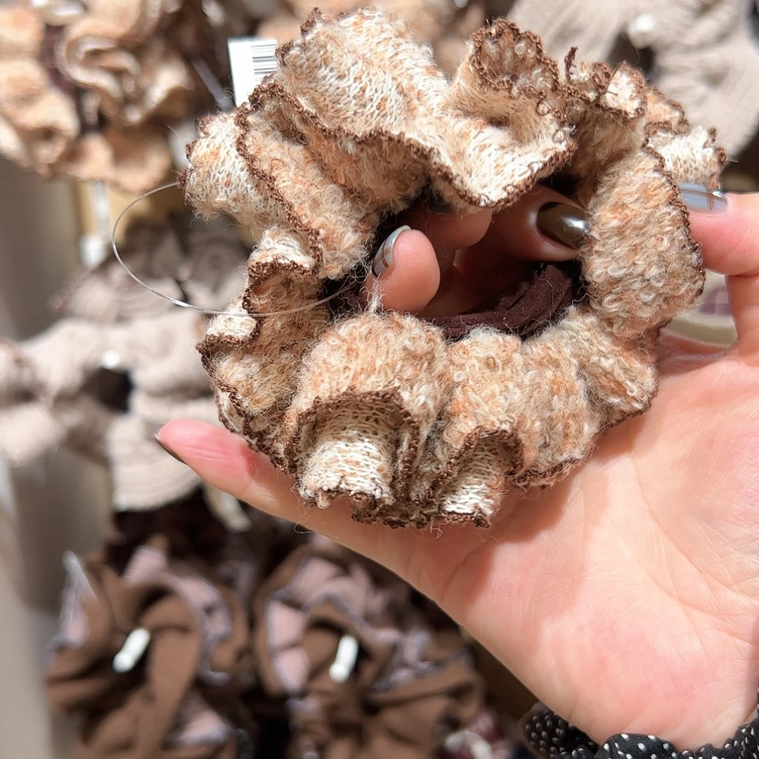 布艺非金属米咖色小圈