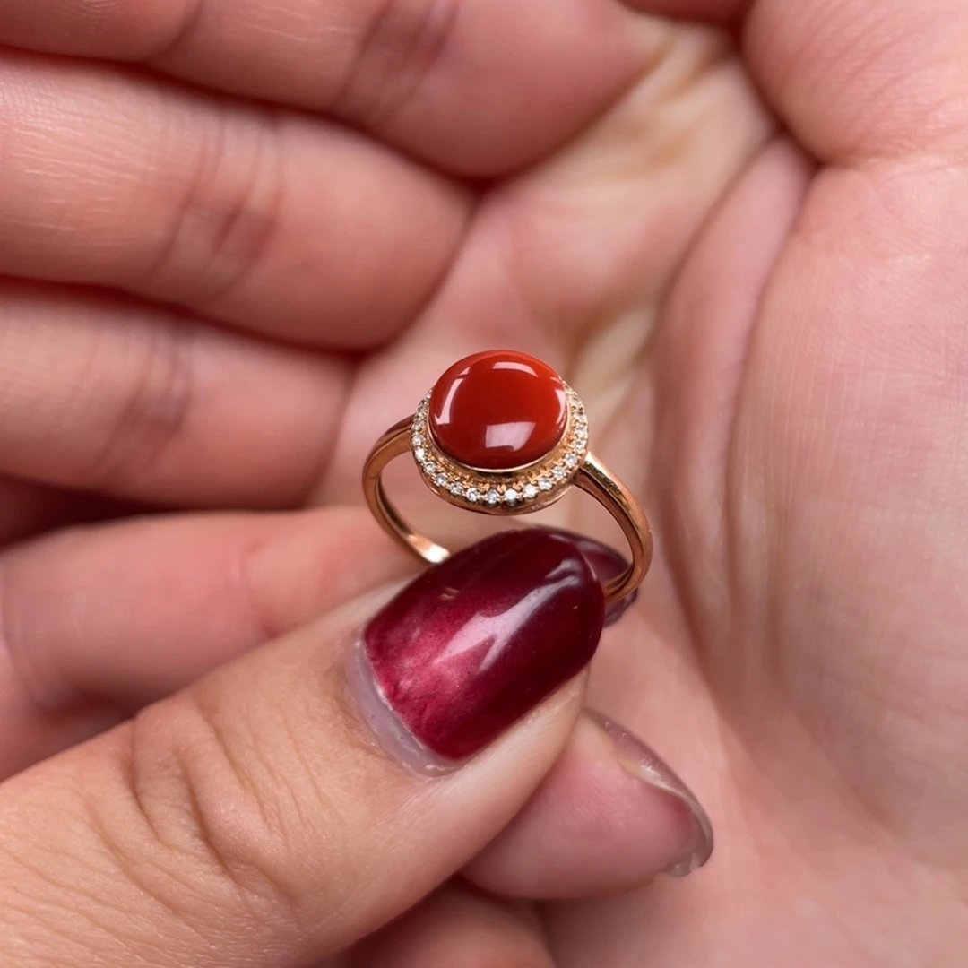 南红玛瑙吊坠未镶嵌