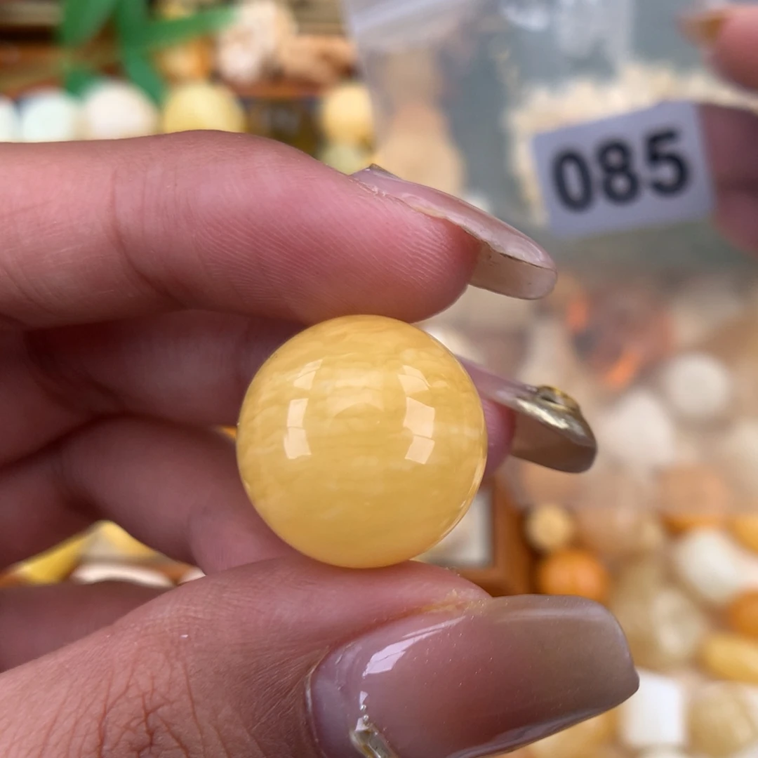 琥珀珠宝奇石未镶嵌17.7