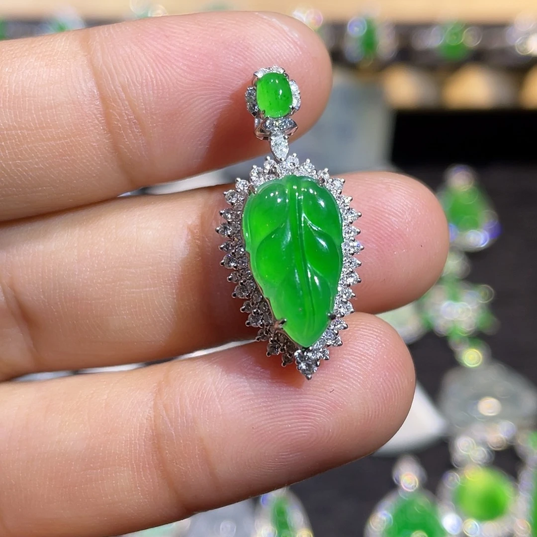 翡翠18K金镶嵌吊坠(不含链)