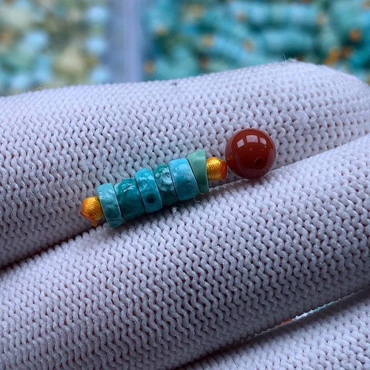 南红玛瑙未镶嵌珠宝奇石