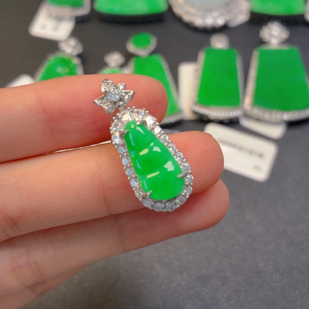 翡翠银S925镶嵌颈饰