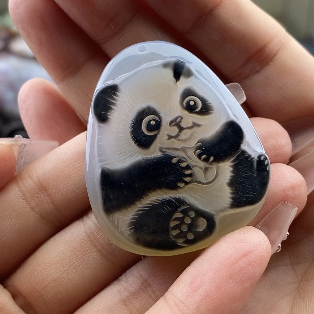 狡***猪玛瑙/玉髓未镶嵌颈饰