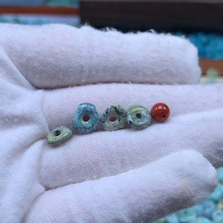 乡***哉南红玛瑙未镶嵌珠宝奇石