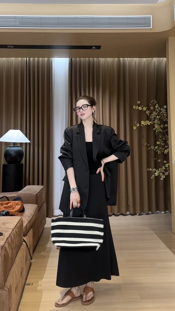 YYOUHAN 2025春款小众设计原创自留百搭水波纹西装外套 2503C1015