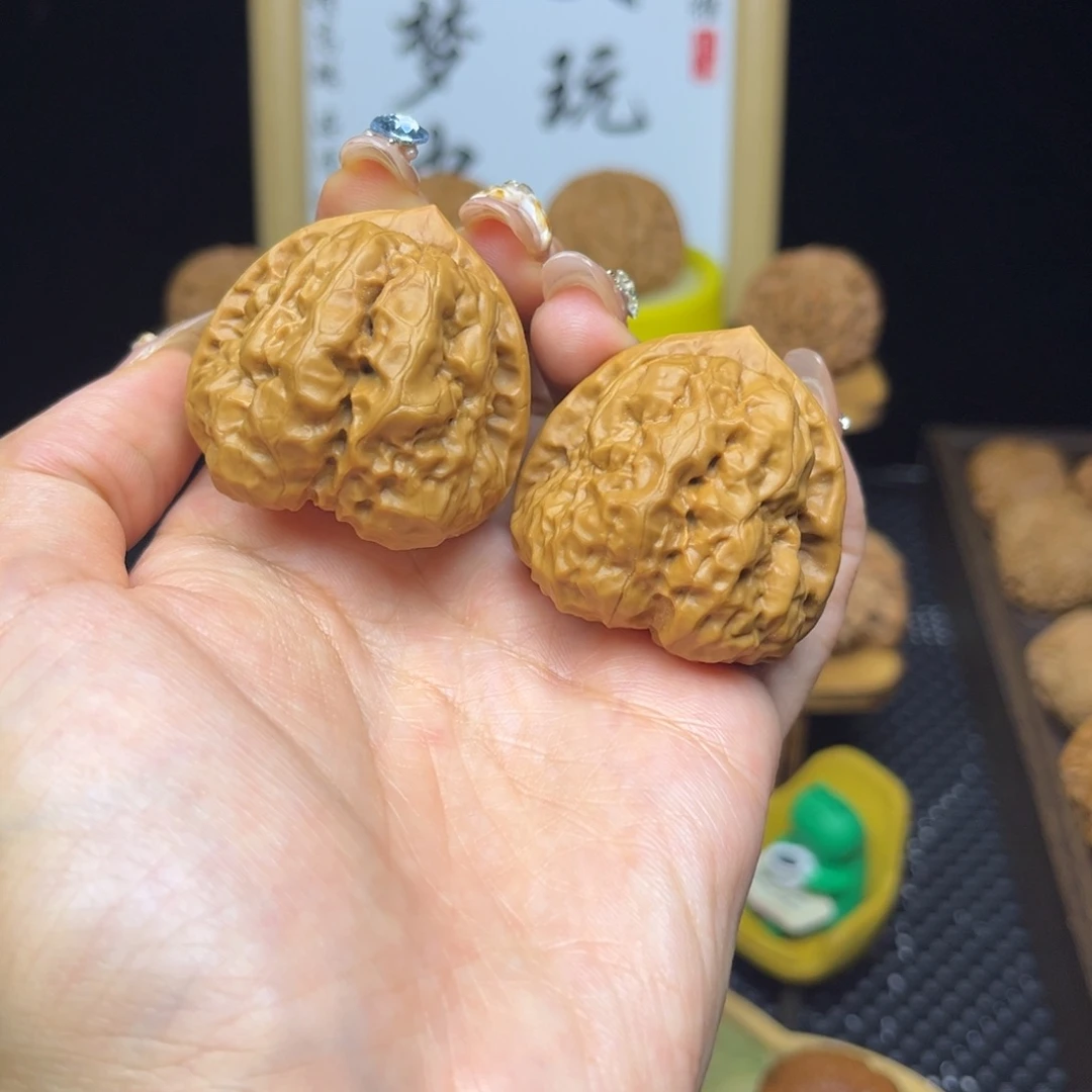 吊坠文玩核桃三角蛙肚41边39打底