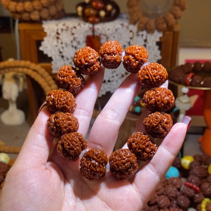 手串金刚菩提206玉华满肉白隔片素