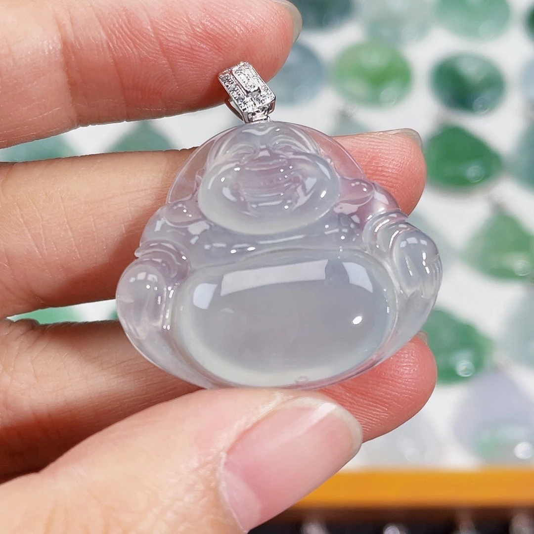 颈饰18K金镶嵌翡翠吊坠