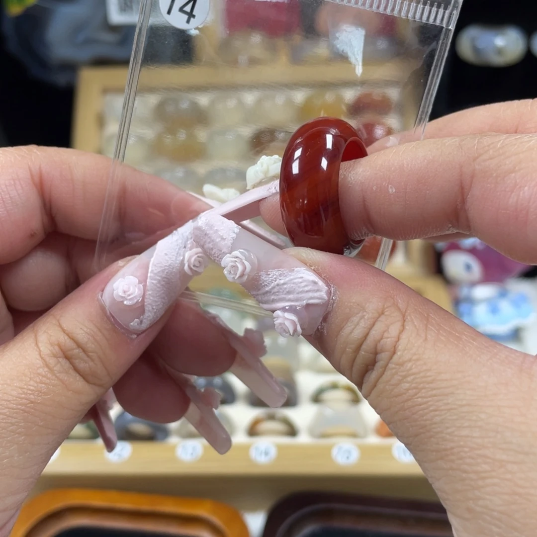 玛瑙/玉髓未镶嵌戒指14号港码18直径18.2（非质量问题.不退不换）