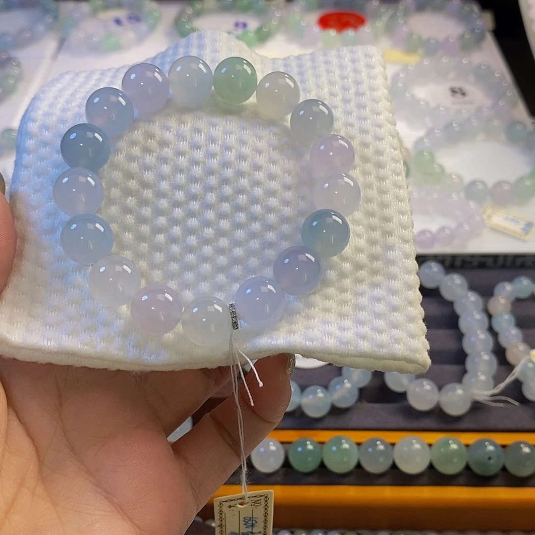定制翡翠未镶嵌翡翠.