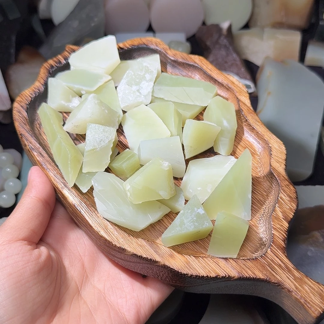 析***木和田玉（糖玉）未镶嵌珠宝半成品