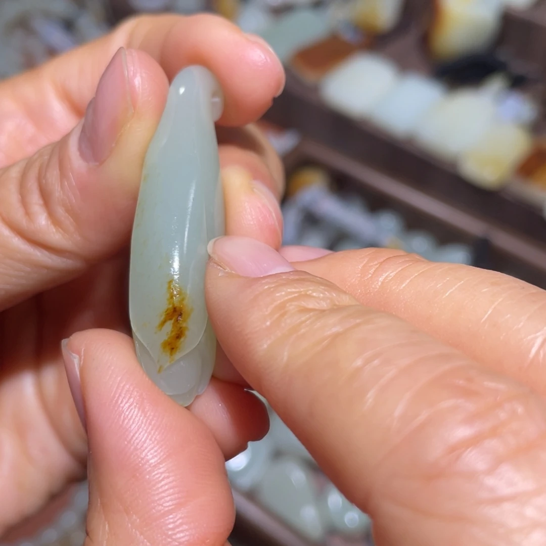 和田玉（糖玉）未镶嵌颈饰