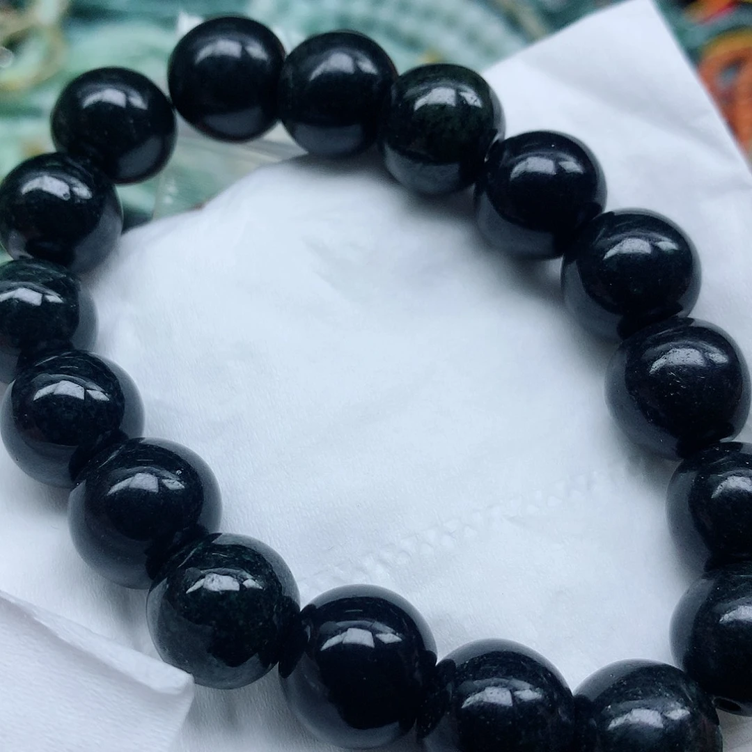 翡翠未镶嵌颈饰手串