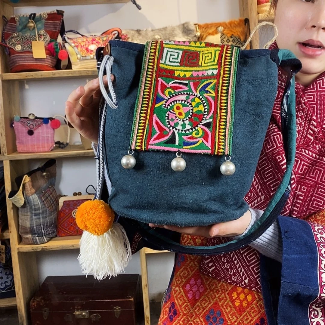 织绣手工制作包包