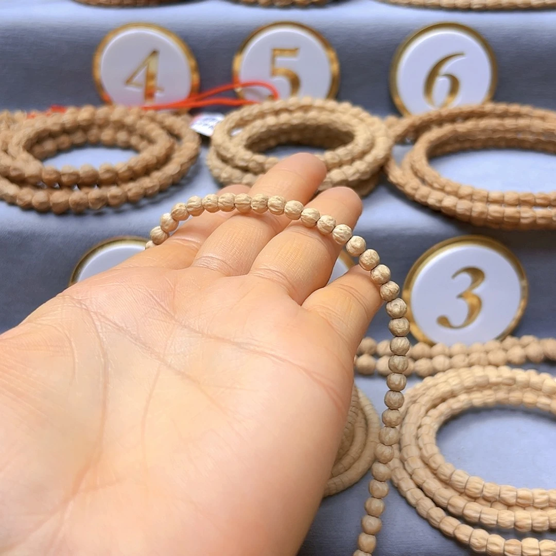 柏香籽/百香籽手串伊*