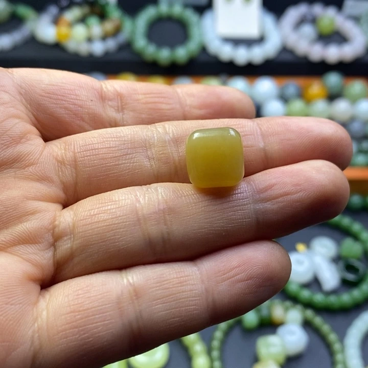 和田玉未镶嵌珠宝半成品糖方块卡12