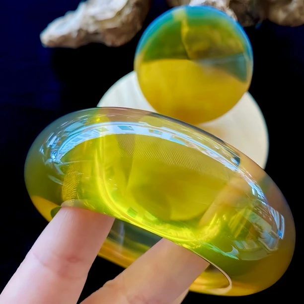 【阿伟琥珀珠宝】天然缅甸琥珀手镯亮金棕翻绿茶手镯加宽时尚百搭镯