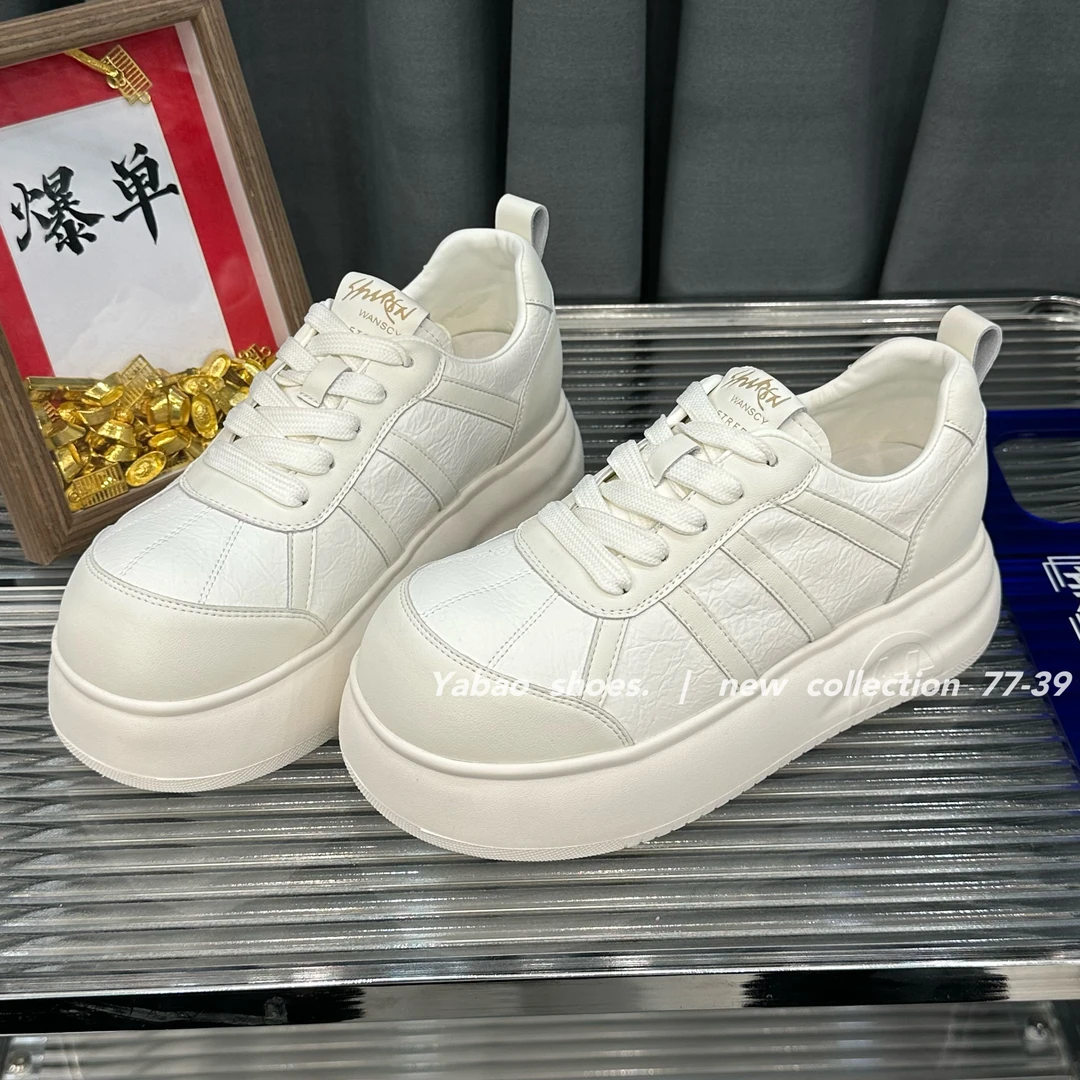 XAY77-39卡皮巴拉大头小白鞋