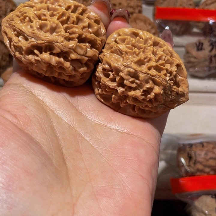 【闪购商品】文玩核桃把件错*招财鼠