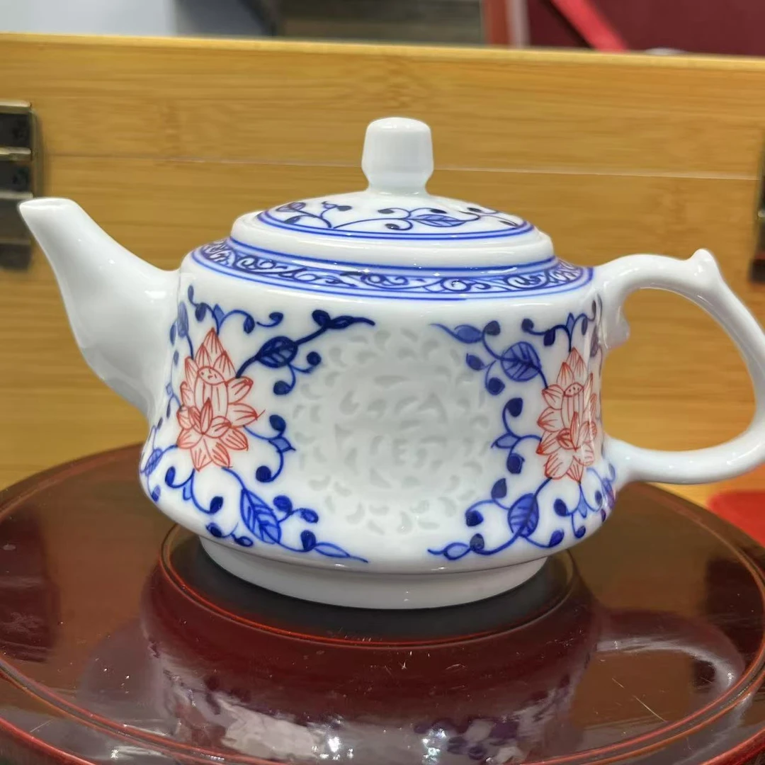 【轻工业陶瓷研究所】—玲珑缠枝莲壶