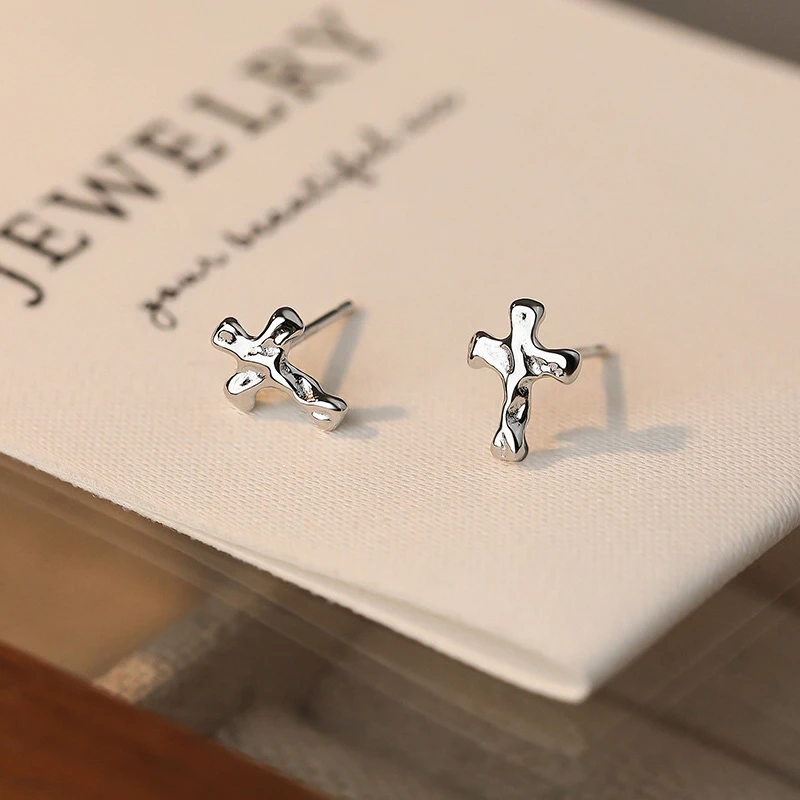 足银耳饰 S999足银个性十字架耳钉女耳环2025年新品养耳洗睡免摘