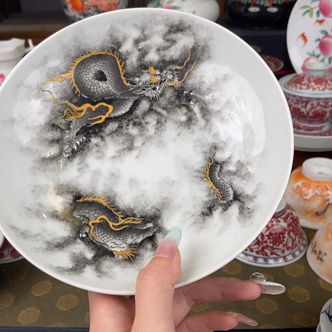 陶瓷艺术家的作品是一种
