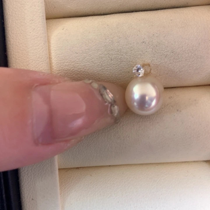 颈饰18K金镶嵌海水珍珠
