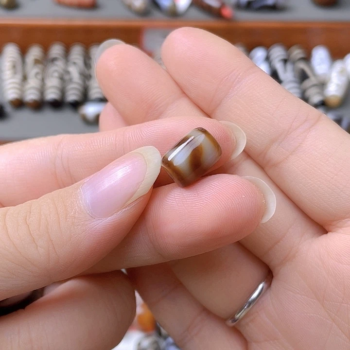 未镶嵌颈饰玛瑙/玉髓