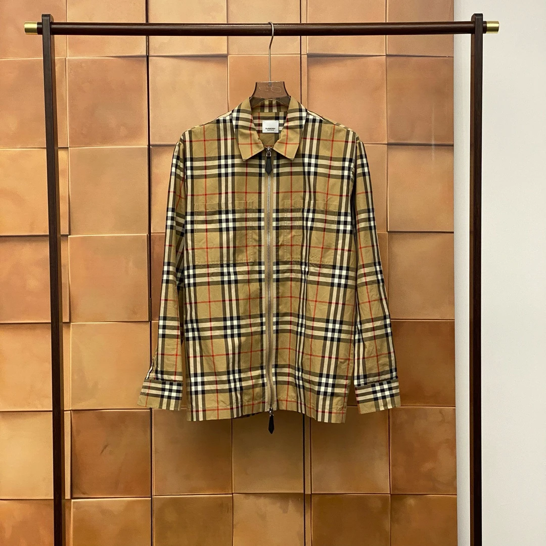 99新 BURBERRY/博柏利 格纹后背精灵印花夹克外套/xs码/29336