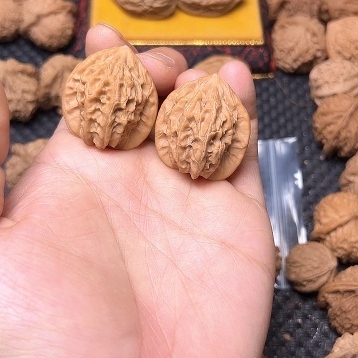 永***八吊坠文玩核桃公子帽