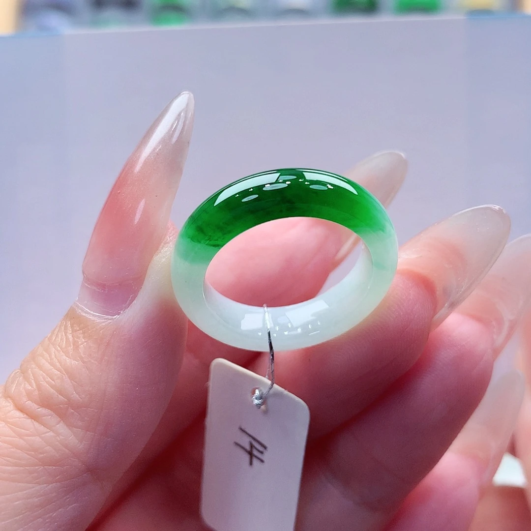 翡翠未镶嵌戒指缅甸A货