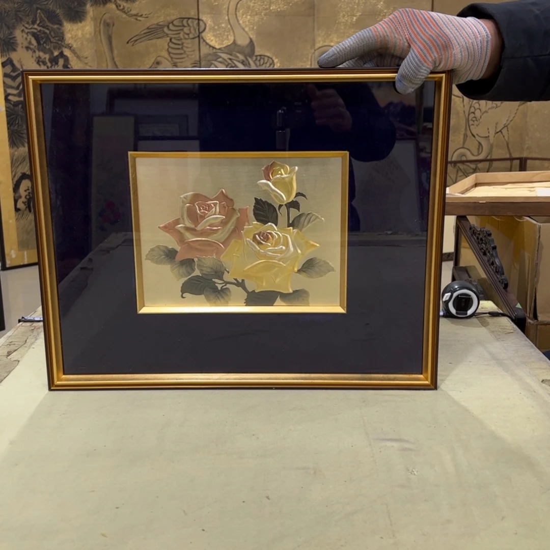 小***郑绘画屏风框画茶空间设计