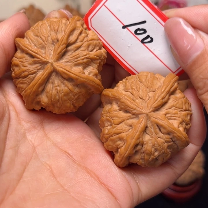 文玩核桃吊坠45大尺雨花石四棱100