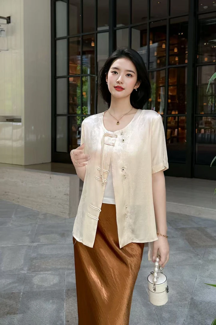 云澈服饰L2025-002春夏气质长袖设计感中国风盘扣上衣夏季小衫