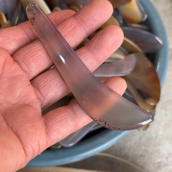 玛瑙/玉髓未镶嵌珠宝奇石