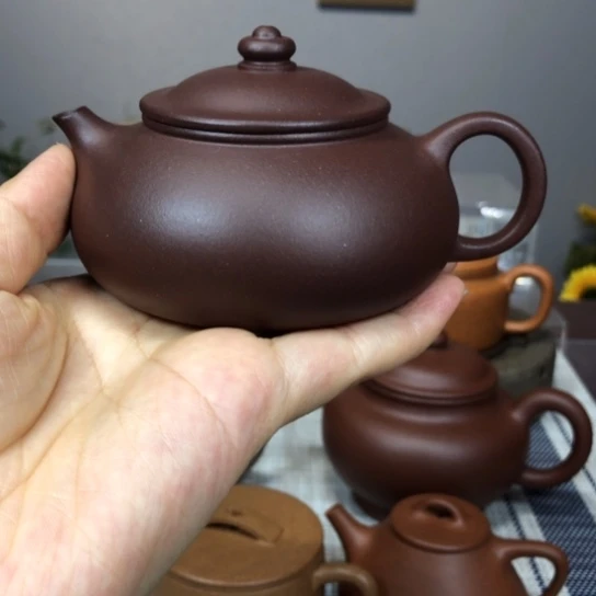 涡***牛茶壶紫砂微瑕寒江160cc