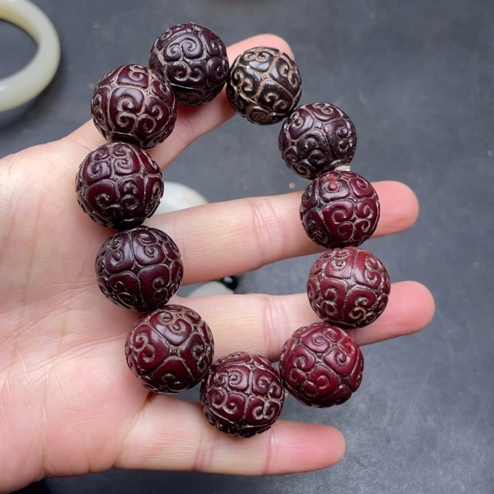 白玉菩提吊坠摆件