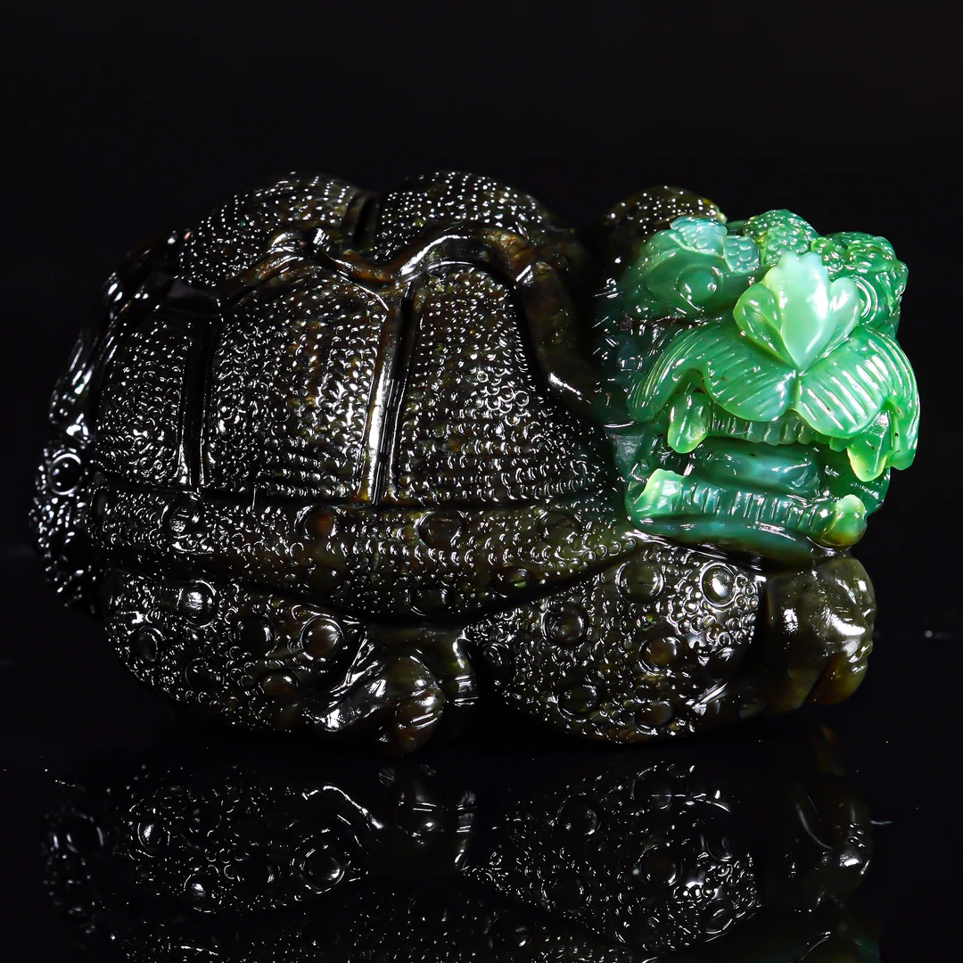 LOT.014和田碧玉巧雕龟龙 /H41