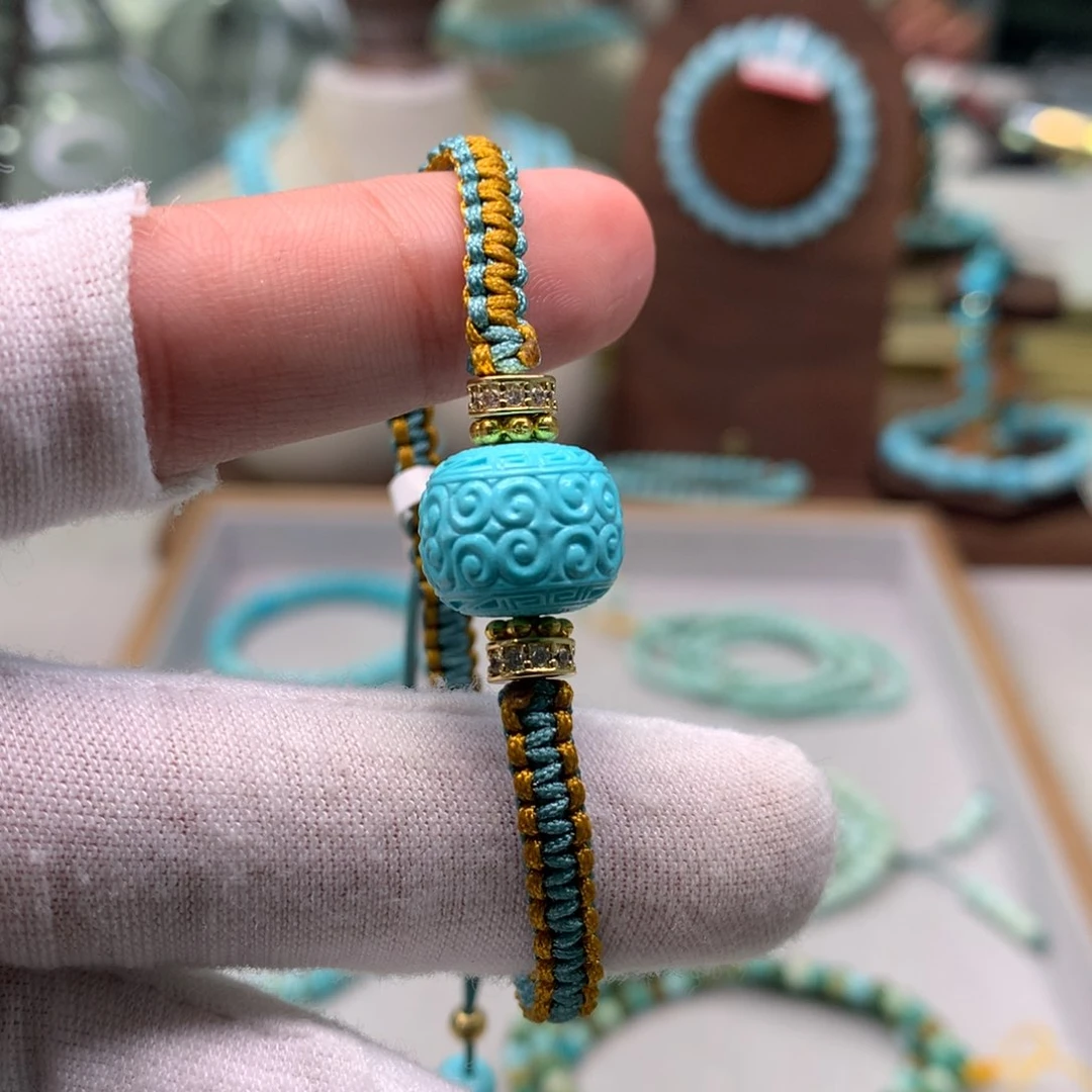 绿松石配饰未镶嵌