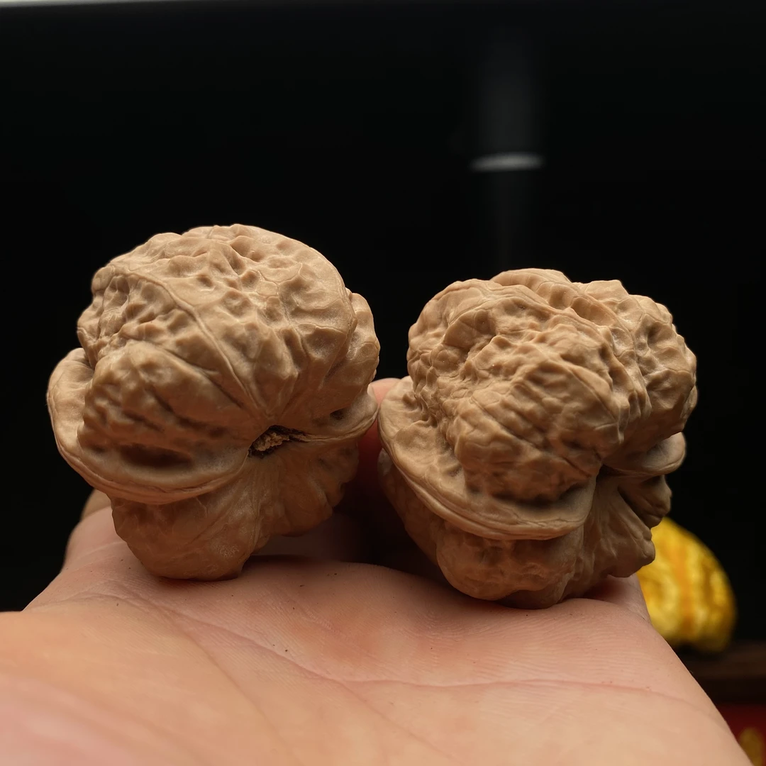 编号25266，边42肚44，延庆一代蛤蟆头，三角桩四微开，修尖尖!