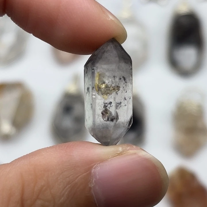 水晶未镶嵌颈饰闪灵钻23mm+