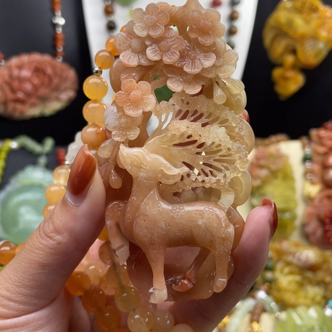 未镶嵌蛇纹石玉颈饰